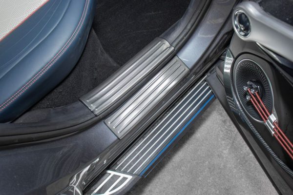 BYD ATTO 3 PASLANMAZ ÇELİK KAPI EŞİĞİ KORUYUCU - Görsel 4