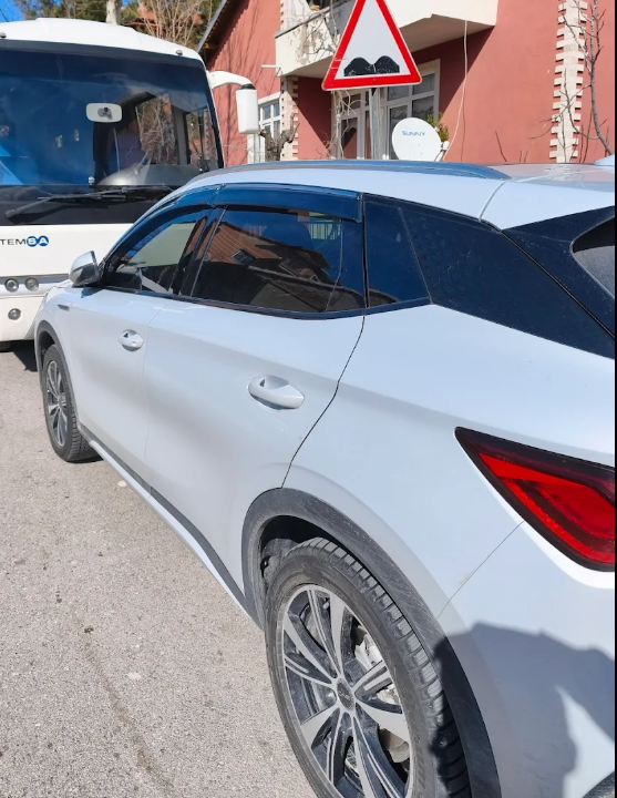 BYD Atto 3 Cam Rüzgarlık Seti (Siyah Renk) Premium Malzeme , %100 Uyum - Sessiz Sürüş - Görsel 6
