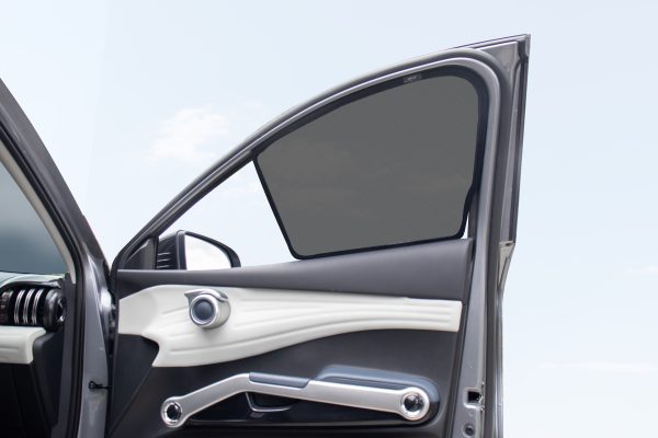 BYD ATTO3 Mıknatıslı Cam Güneşlik Seti - Görsel 9