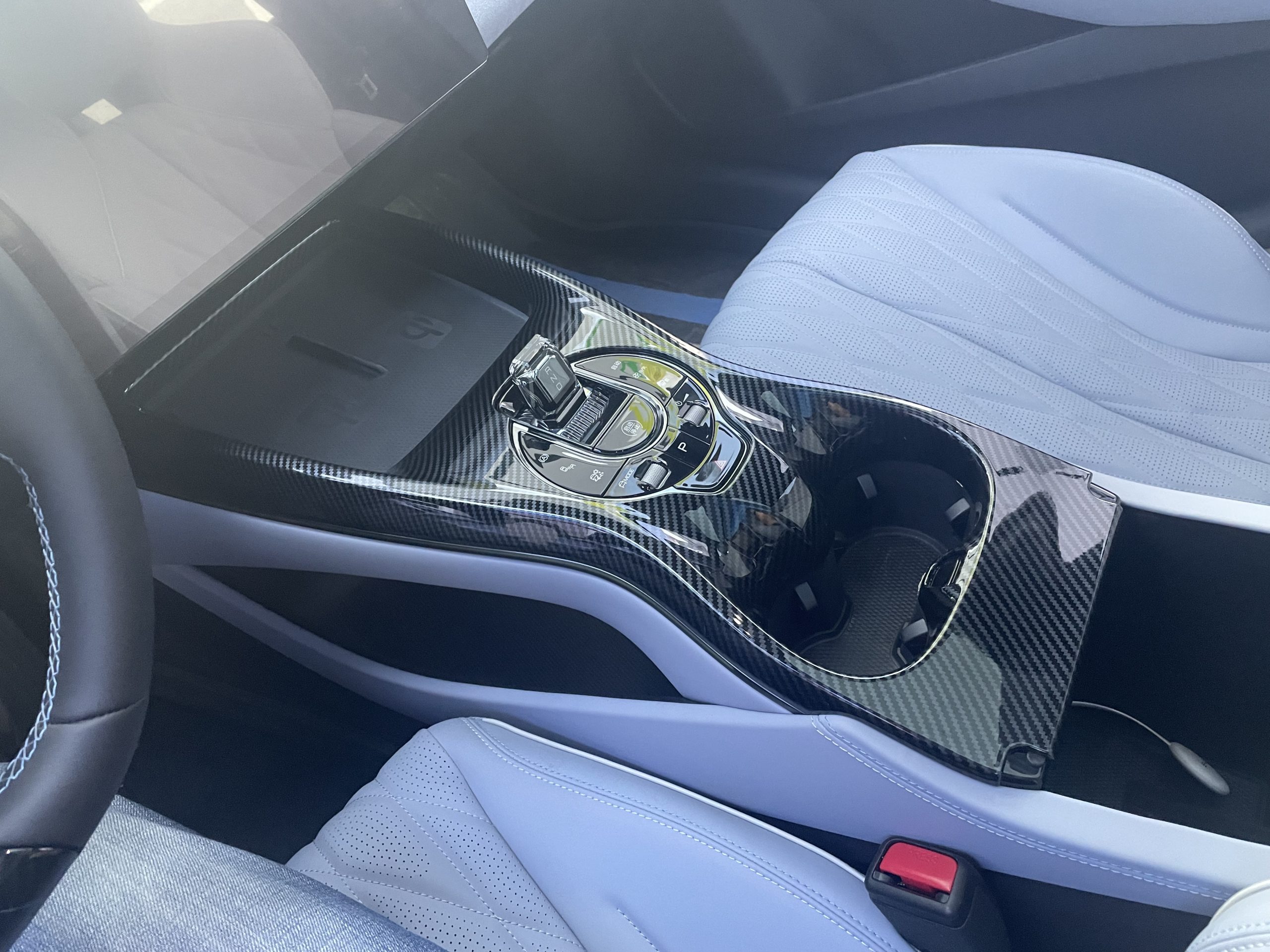 BYD SEAL VİTES KONSOLU KAPLAMASI