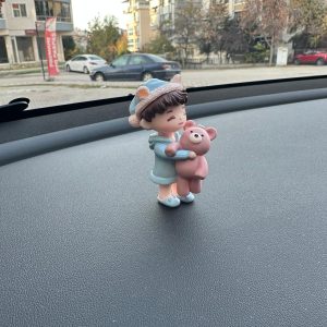Araba İçi Torpido Süsü Ayıcıklı Erkek Biblo Plastik Şık Tasarım Tüm Araç Modellerine Uygun