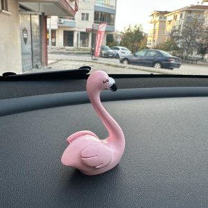 Araba İçi Torpido Süsü Pembe Flamingo Şık Tasarım Tüm Araç Modellerine Uygun