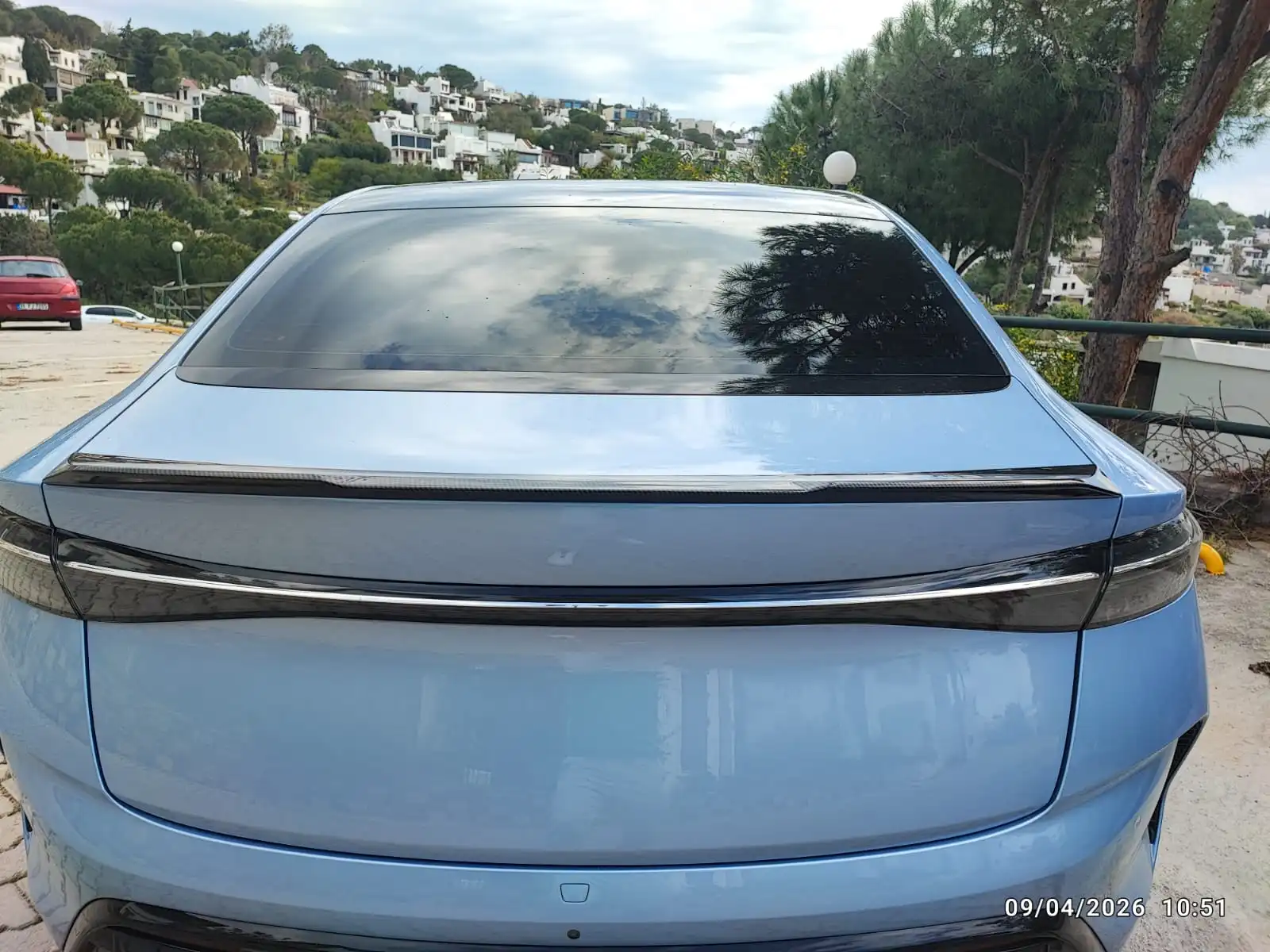 BYD Seal Karbon Fiber Desenli Bagaj Üstü Spoiler - Sportif Görünüm - Yüksek Kalite - Görsel 4