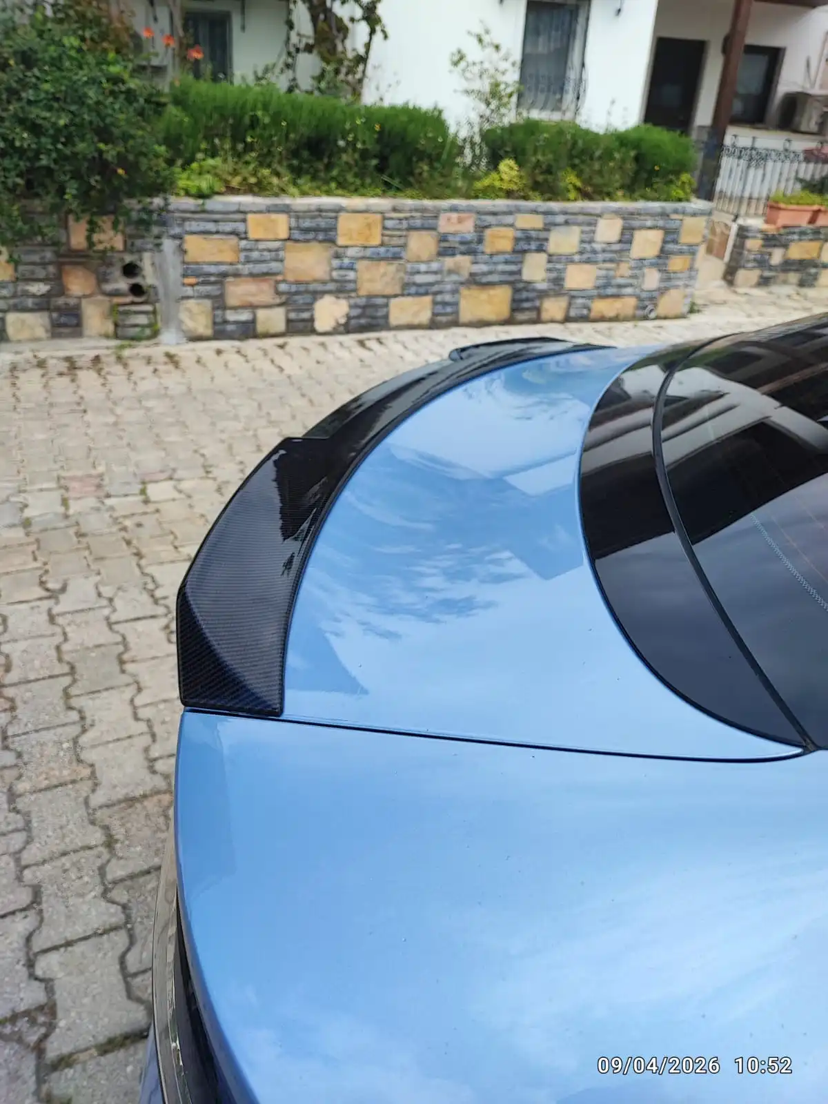 BYD Seal Karbon Fiber Desenli Bagaj Üstü Spoiler - Sportif Görünüm - Yüksek Kalite - Görsel 2