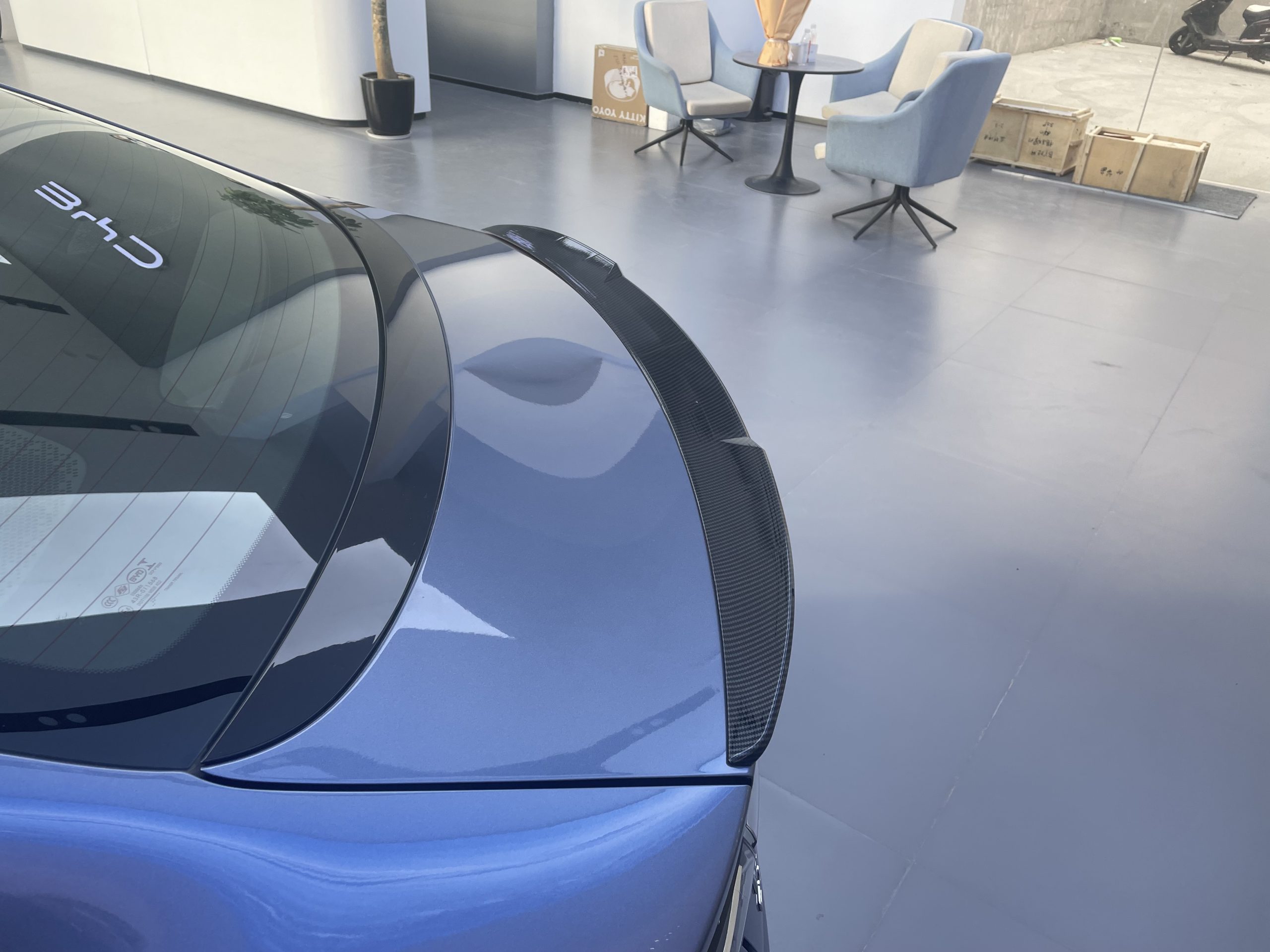 BYD Seal Karbon Fiber Desenli Bagaj Üstü Spoiler - Sportif Görünüm - Yüksek Kalite