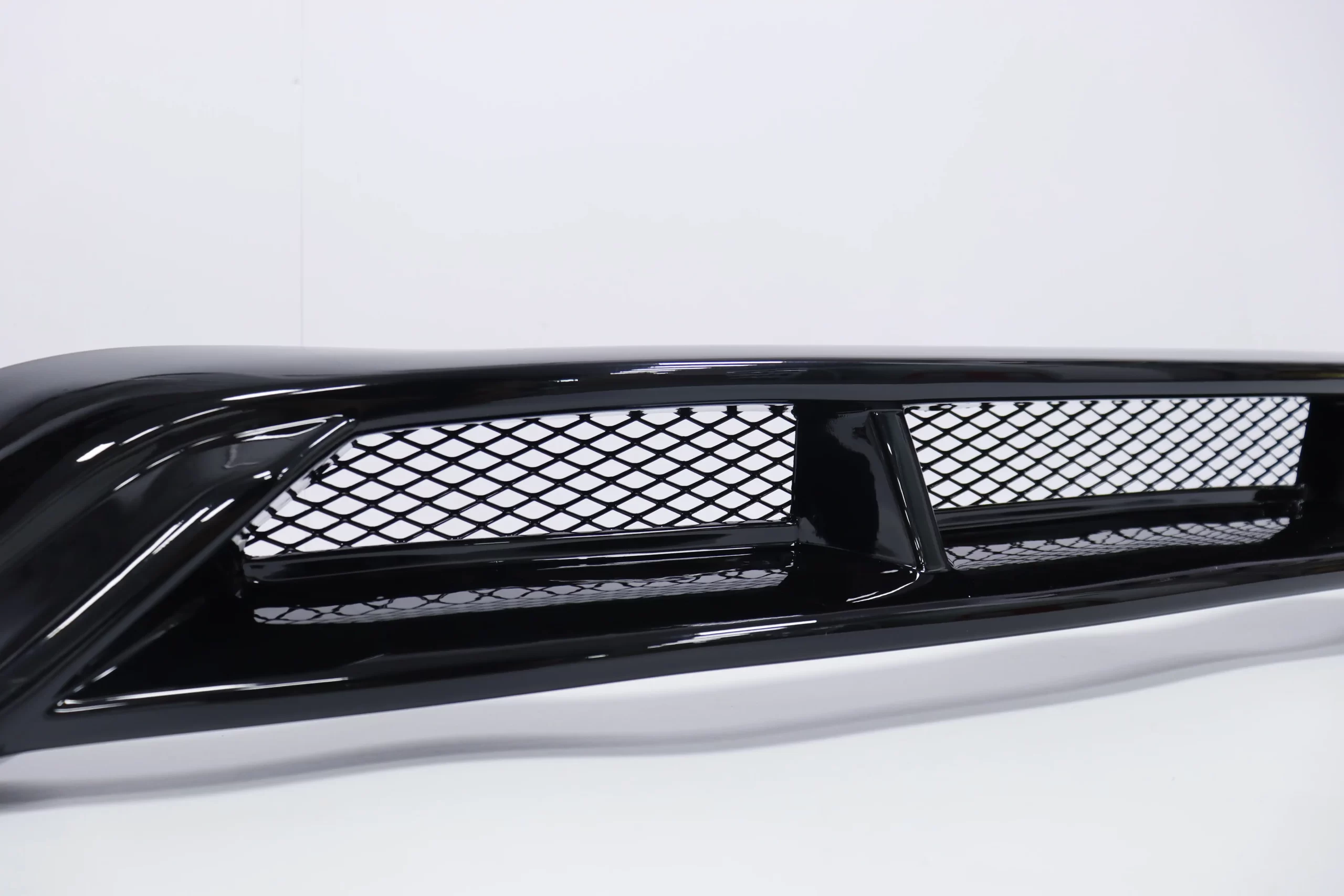 BYD SEAL Aero-Dynamic Sport Body Kit Seti – Agresif Görünüm (PARLAK SİYAH RENK) - Görsel 8